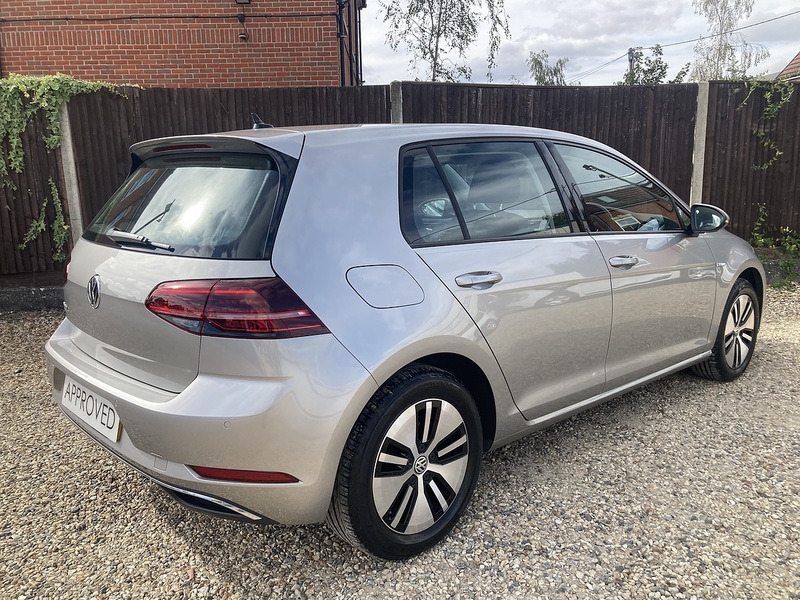 Volkswagen e-Golf e-Golf - U474