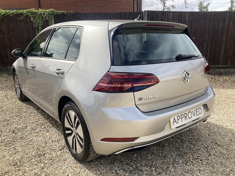 Volkswagen e-Golf e-Golf - U474