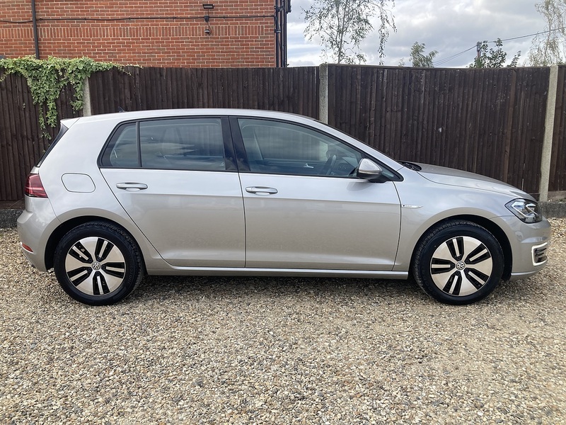 Volkswagen e-Golf e-Golf - U474