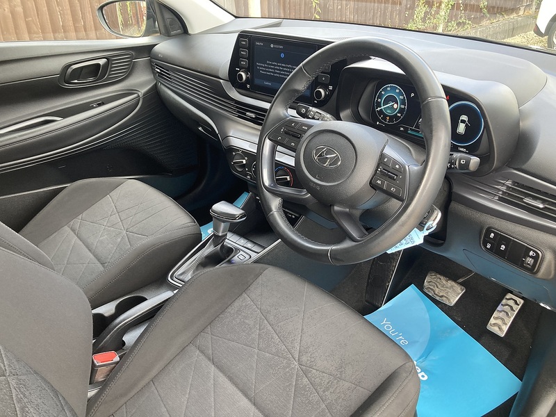 Hyundai BAYON T-GDi MHEV SE Connect - U481