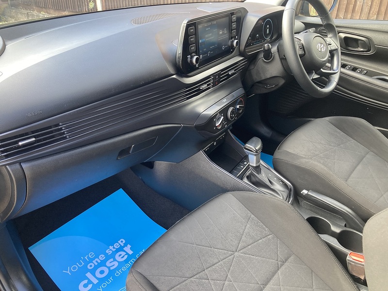 Hyundai BAYON T-GDi MHEV SE Connect - U481