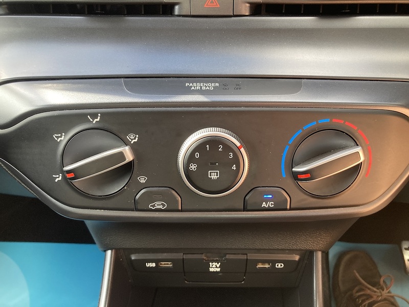 Hyundai BAYON T-GDi MHEV SE Connect - U481