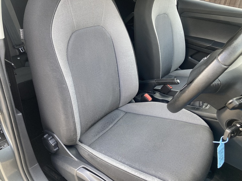SEAT Ibiza MPI SE Technology - U484