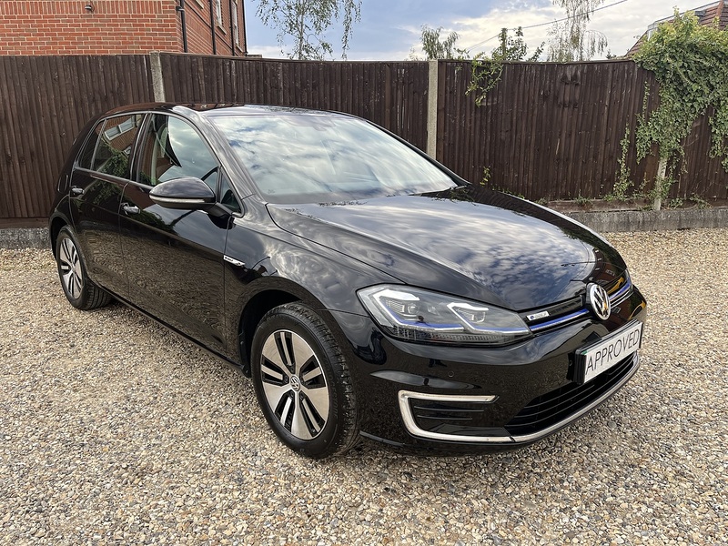 Volkswagen e-Golf e-Golf - U486