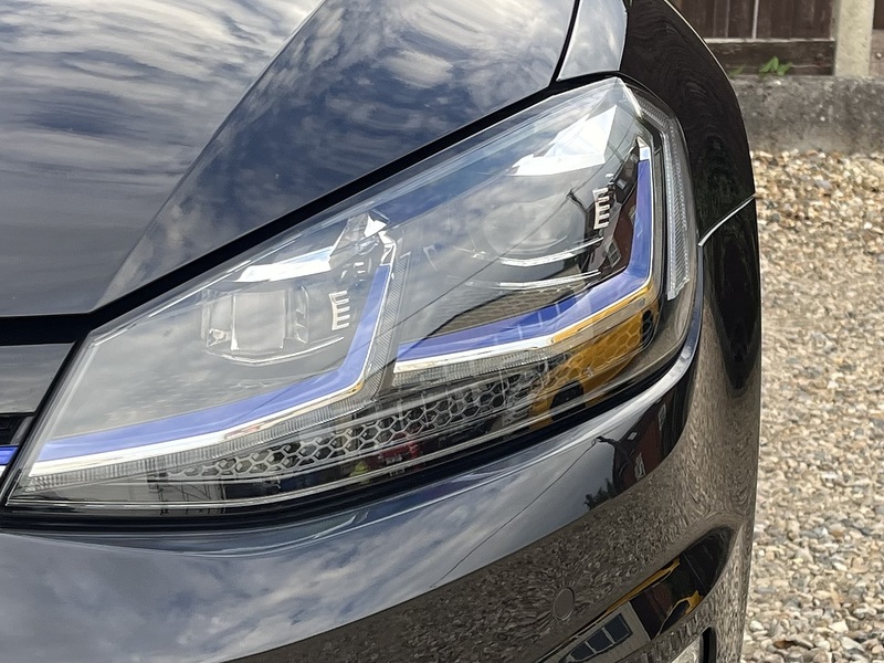 Volkswagen e-Golf e-Golf - U486