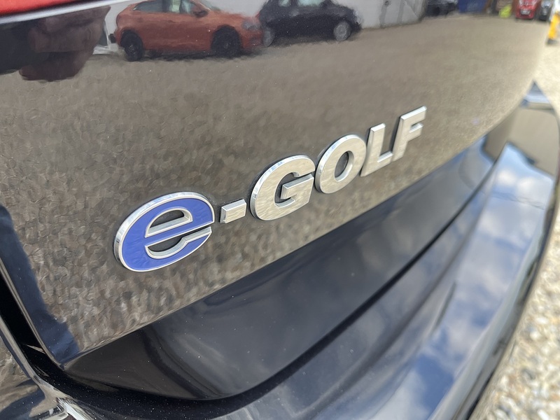 Volkswagen e-Golf e-Golf - U486