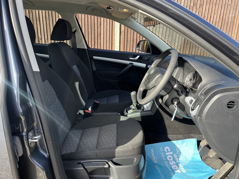 Skoda Octavia MPI SE - U487