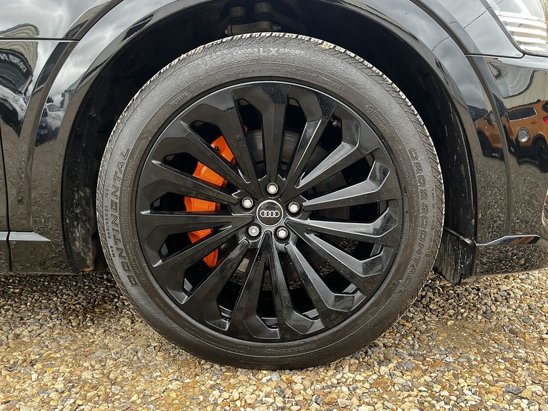 Audi E-Tron QUATTRO S LINE - U58