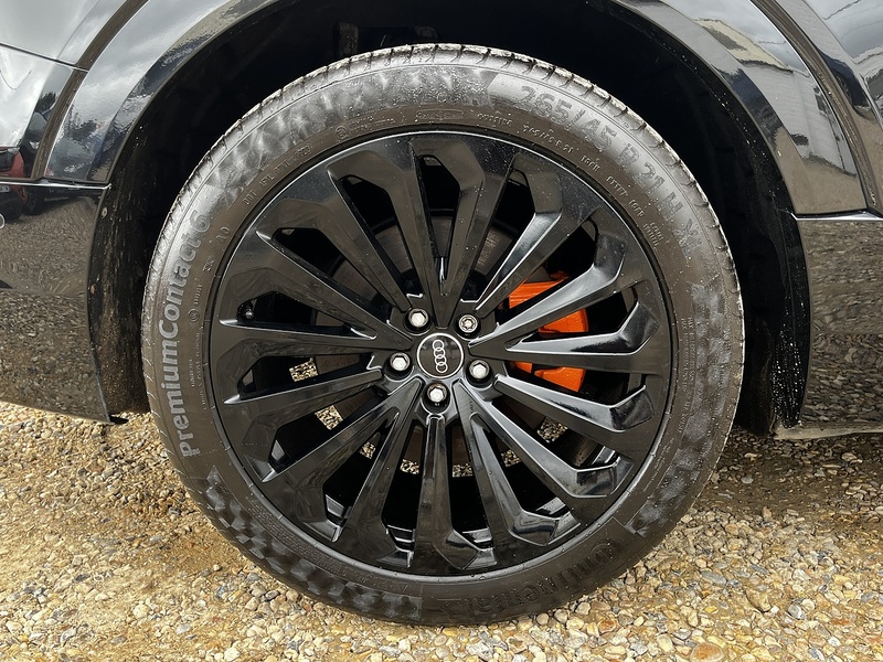 Audi E-Tron QUATTRO S LINE - U58