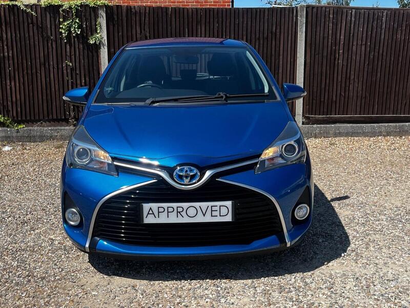 Toyota Yaris HYBRID ICON - U61