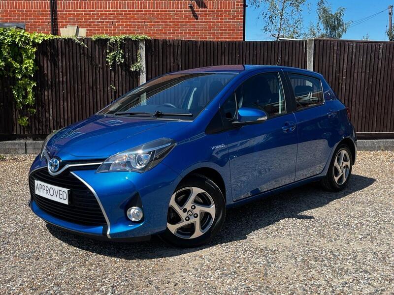 Toyota Yaris HYBRID ICON - U61