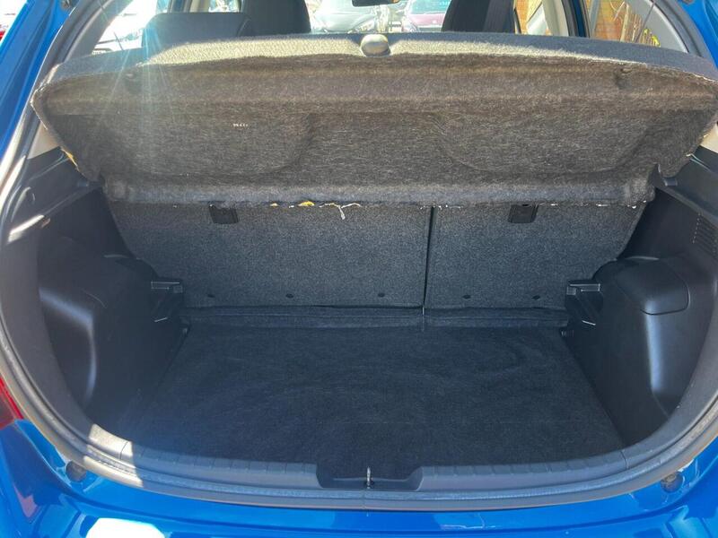 Toyota Yaris HYBRID ICON - U61