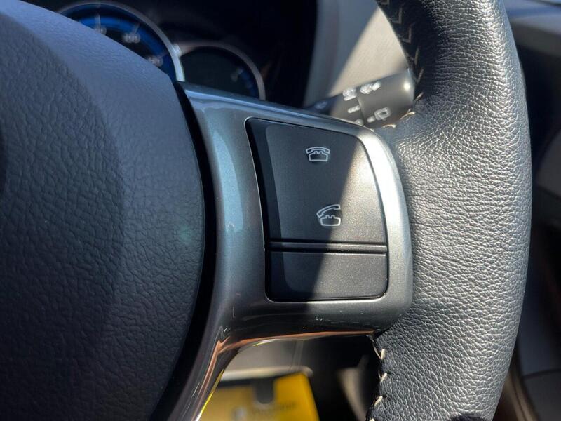 Toyota Yaris HYBRID ICON - U61