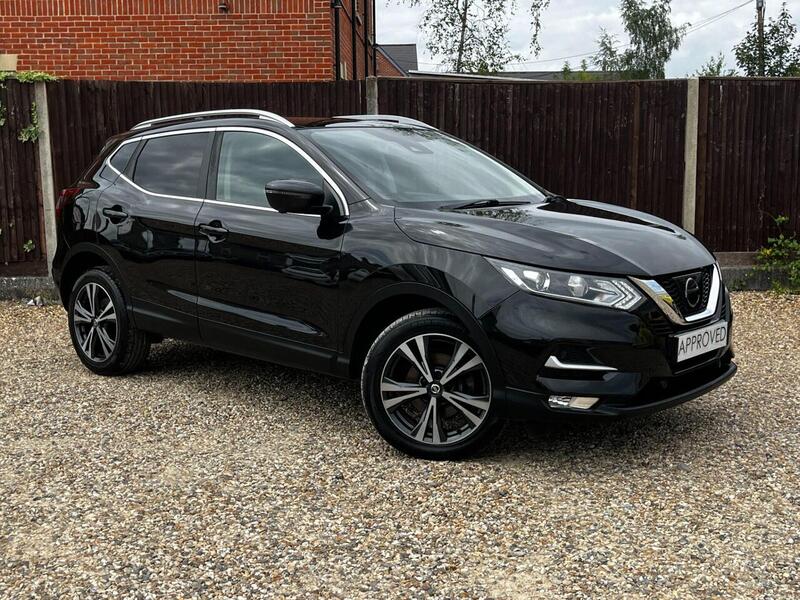 Nissan Qashqai Qashqai Hatchback 1 Manual Diesel - U64