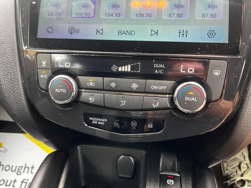 Nissan Qashqai Qashqai Hatchback 1 Manual Diesel - U64