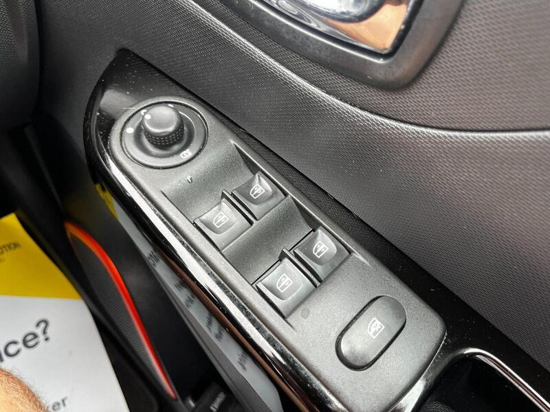 Renault Captur DYNAMIQUE S MEDIANAV ENERGY DCI S/S - U68