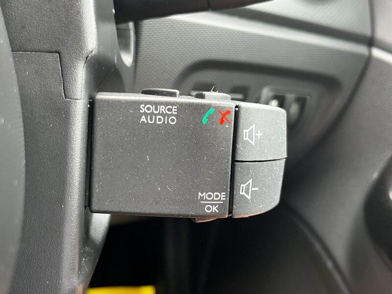 Renault Captur DYNAMIQUE S MEDIANAV ENERGY DCI S/S - U68