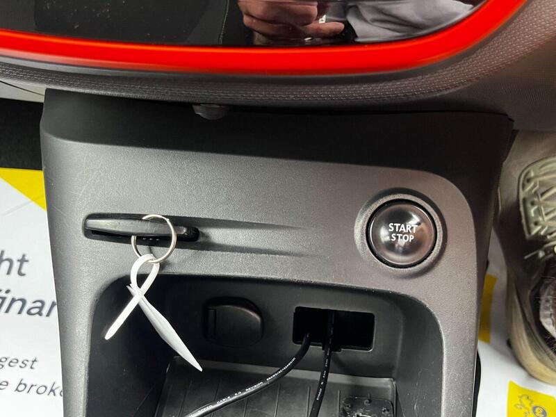 Renault Captur DYNAMIQUE S MEDIANAV ENERGY DCI S/S - U68