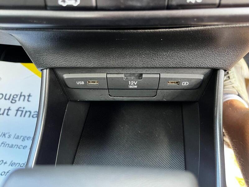 Hyundai i20 T-GDI SE CONNECT MHEV - U73