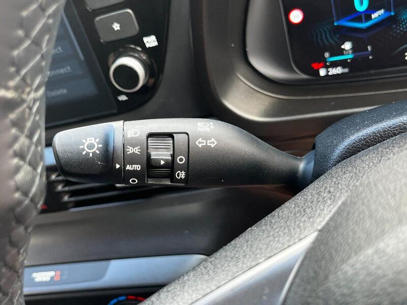 Hyundai i20 T-GDI SE CONNECT MHEV - U73