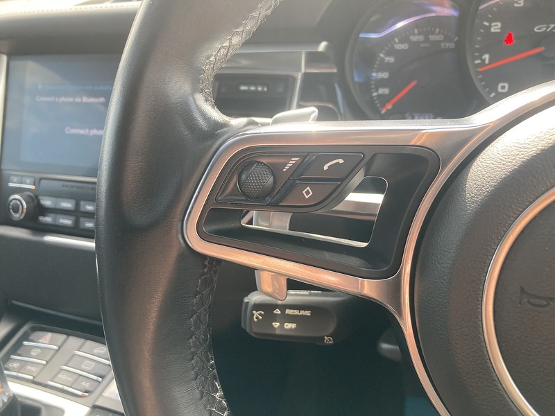 Porsche Macan T V6 GTS - U94