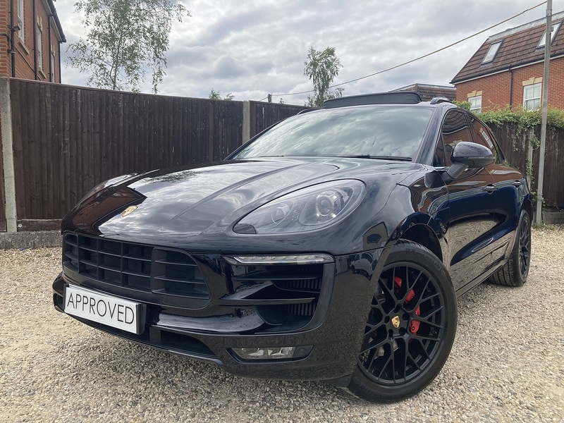 Porsche Macan T V6 GTS - U94