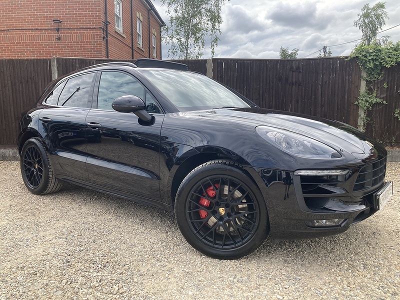 Porsche Macan T V6 GTS - U94
