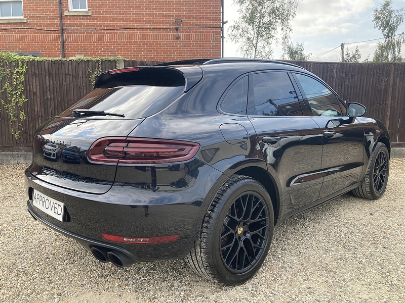 Porsche Macan T V6 GTS - U94