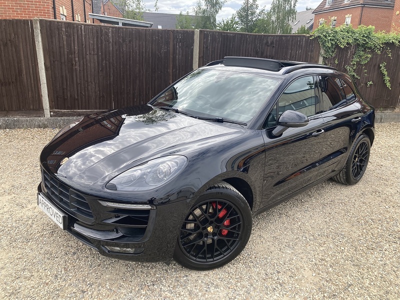 Porsche Macan T V6 GTS - U94