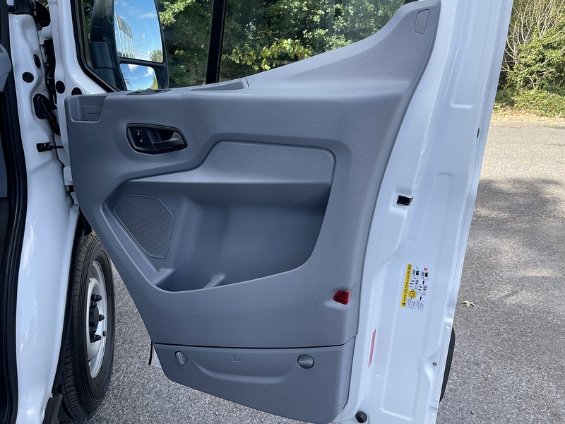 Ford Transit 2.0 350 EcoBlue FWD L2 H3 Euro 6 5dr - U1000