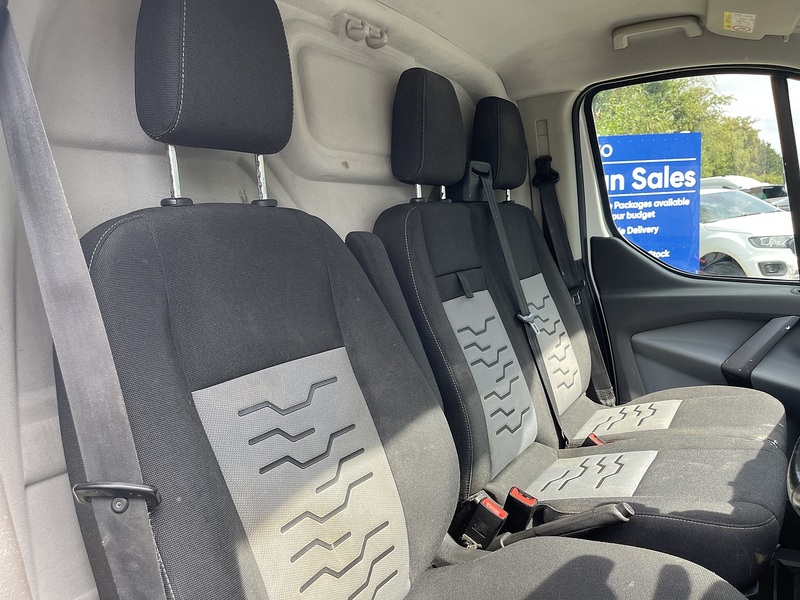 Ford Transit Custom 2.0 TDCi 270 Limited Panel Van 5dr Diesel Manual L1 H1 (163 g/km, 128 bhp) - U1006