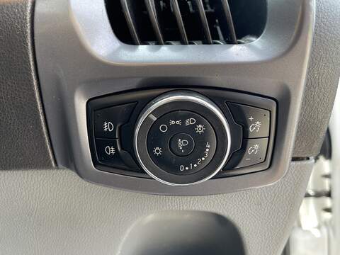 Ford Transit Custom 2.0 TDCi 270 Limited Panel Van 5dr Diesel Manual L1 H1 (163 g/km, 128 bhp) - U1006