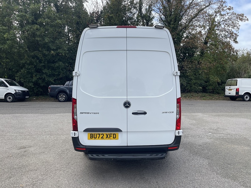 Mercedes-Benz Sprinter Sprinter Progressive Panel Van 1 Manual Diesel - U1008