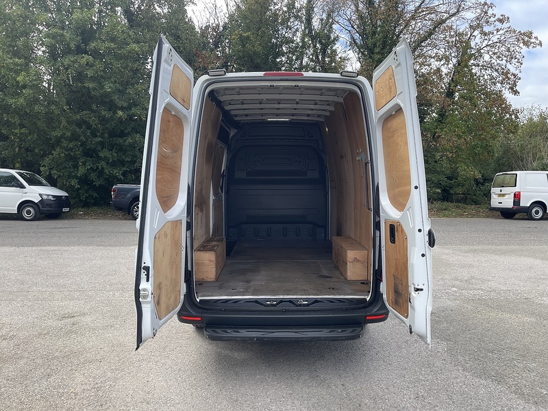 Mercedes-Benz Sprinter Sprinter Progressive Panel Van 1 Manual Diesel - U1008
