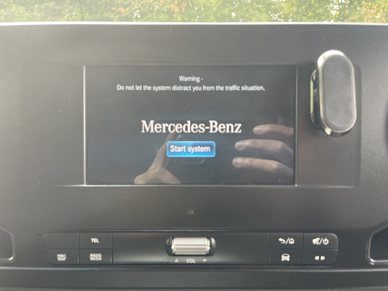 Mercedes-Benz Sprinter Sprinter Progressive Panel Van 1 Manual Diesel - U1008