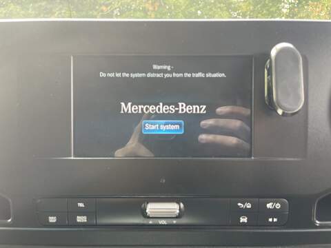 Mercedes-Benz Sprinter Sprinter Progressive Panel Van 1 Manual Diesel - U1008
