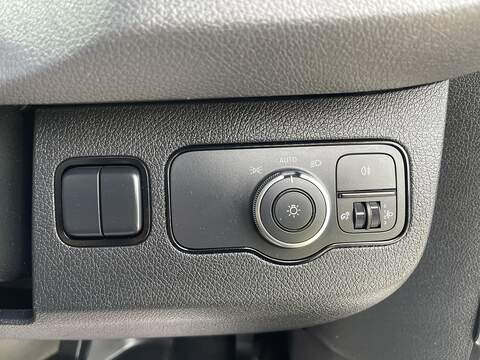 Mercedes-Benz Sprinter Sprinter Progressive Panel Van 1 Manual Diesel - U1008