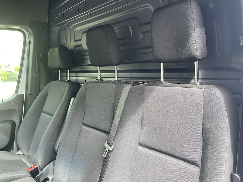 Mercedes-Benz Sprinter Sprinter Progressive Panel Van 1 Manual Diesel - U1008