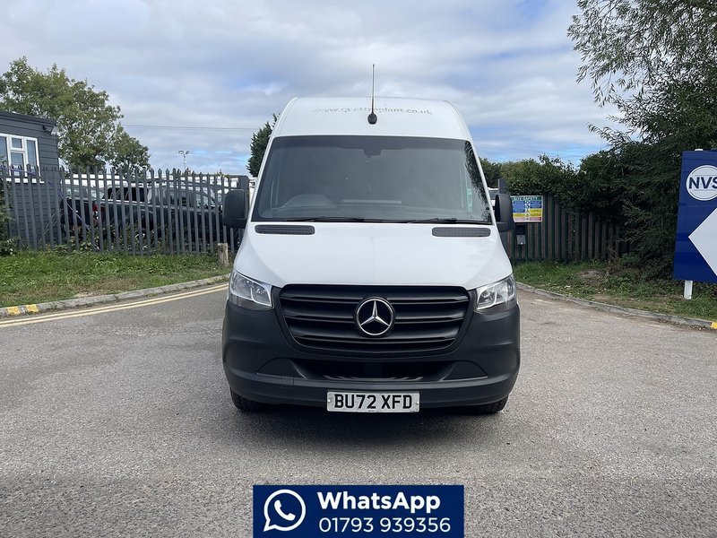 Mercedes-Benz Sprinter Sprinter Progressive Panel Van 1 Manual Diesel - U1008