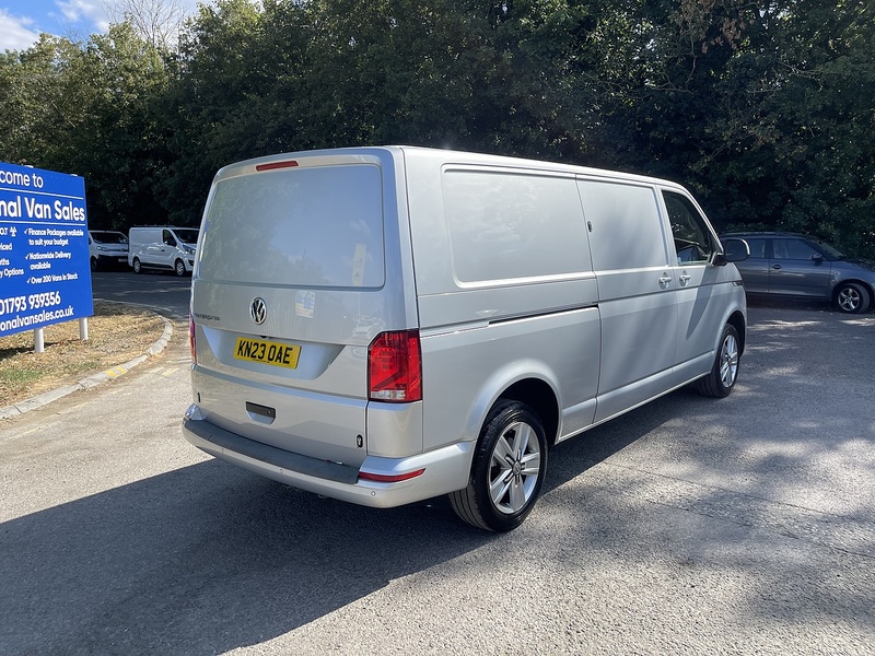 Volkswagen Transporter 2.0 TDI T32 Highline DSG FWD LWB Euro 6 (s/s) 5dr - U1010