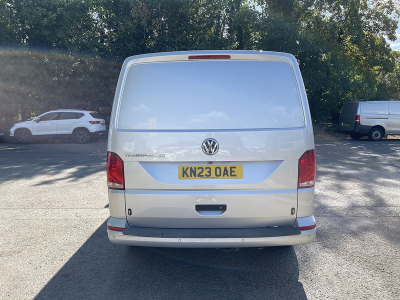 Volkswagen Transporter 2.0 TDI T32 Highline DSG FWD LWB Euro 6 (s/s) 5dr - U1010
