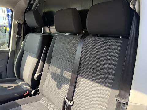 Volkswagen Transporter 2.0 TDI T32 Highline DSG FWD LWB Euro 6 (s/s) 5dr - U1010