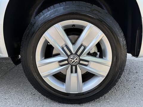 Volkswagen Transporter 2.0 TDI T32 Highline DSG FWD LWB Euro 6 (s/s) 5dr - U1010