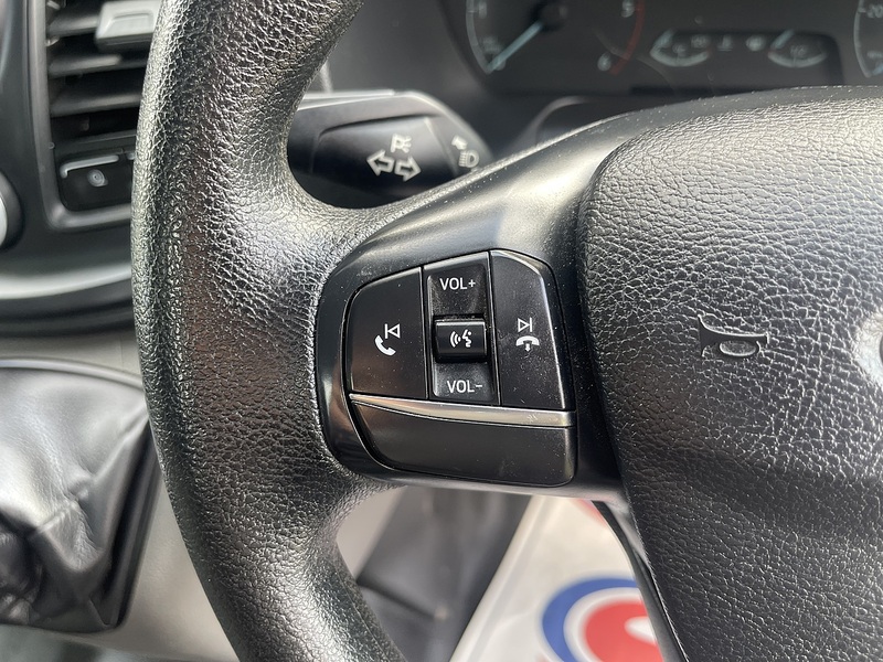 Ford Transit 2.0 350 EcoBlue Leader FWD L2 Euro 6 (s/s) 2dr (1-Stop) - U1015