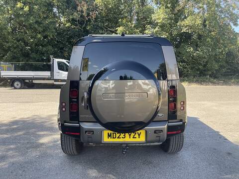Land Rover Defender 110 3.0 D300 MHEV X-Dynamic HSE Hard Top SUV Auto 4WD MWB Euro 6 (s/s) 5dr - U1016