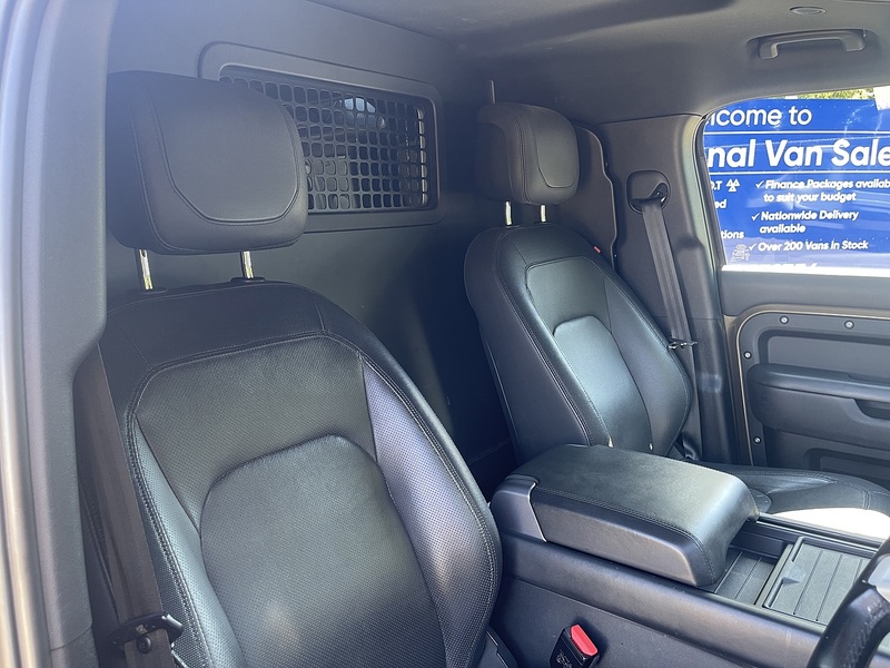 Land Rover Defender 110 3.0 D300 MHEV X-Dynamic HSE Hard Top SUV Auto 4WD MWB Euro 6 (s/s) 5dr - U1016