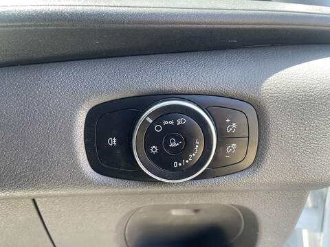 Ford Transit 2.0 350 EcoBlue Leader Dropside 2dr Diesel Manual RWD L3 Euro 6 (s/s) (130 ps) - U1023