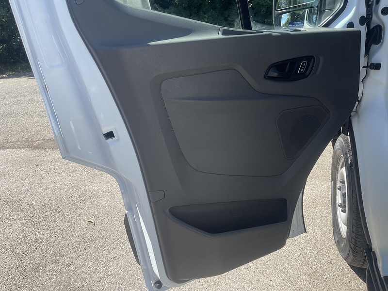 Ford Transit 2.0 350 EcoBlue Leader Dropside 2dr Diesel Manual RWD L3 Euro 6 (s/s) (130 ps) - U1023