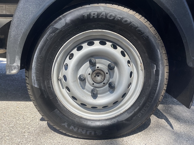 Ford Transit 2.0 350 EcoBlue Leader Dropside 2dr Diesel Manual RWD L3 Euro 6 (s/s) (130 ps) - U1023