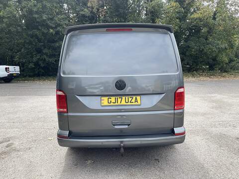 Volkswagen Transporter 2.0 TDI T30 BlueMotion Tech Highline FWD LWB Euro 6 (s/s) 5dr - U1028
